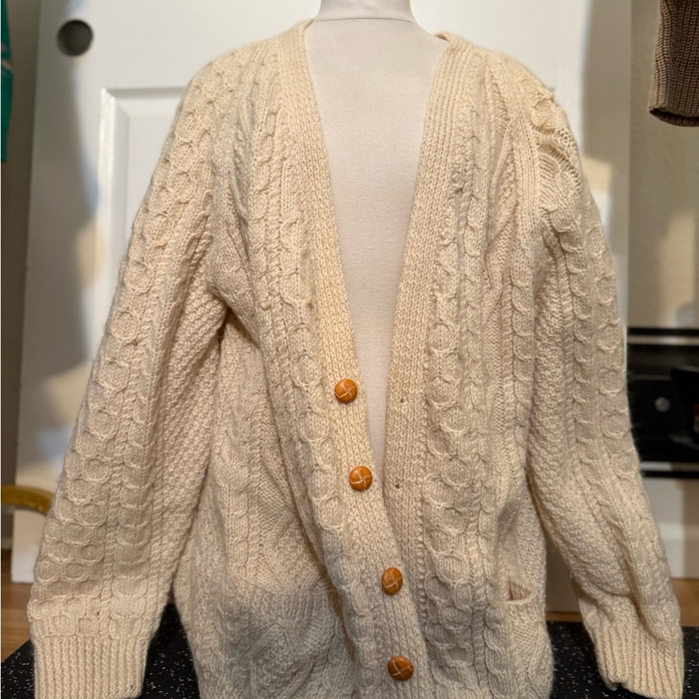 Vintage John Molloy Wool Chunky Cream Cable Knit Cardigan with Oversized Fit - Picture 6 of 12